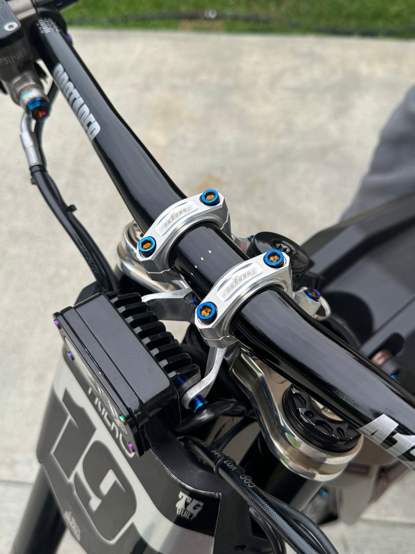 Direct Mount Stem Titanium Bolts